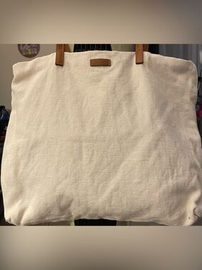 Gucci Light Tan Canvas Tote with Brown Leather Logo Patch